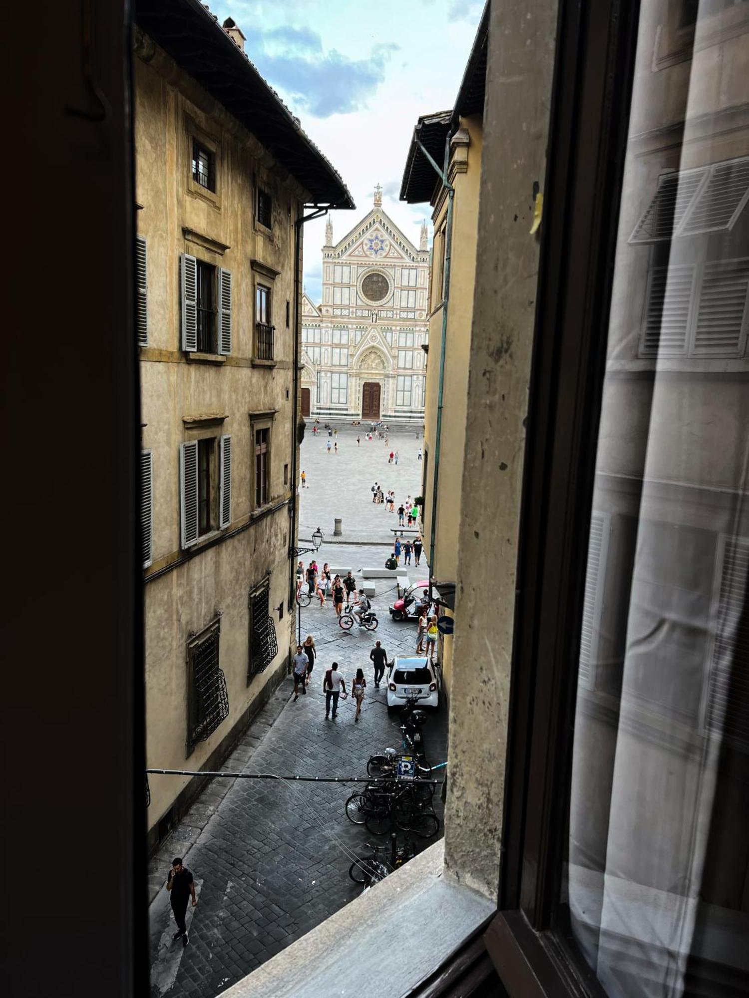 Santa Croce Luxury Suite - Dolcevita Holiday Florence Exterior photo